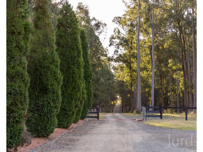245 Sandy Creek Road, Mount Vincent NSW 2323