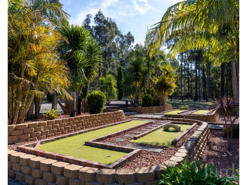 245 Sandy Creek Road, Mount Vincent NSW 2323