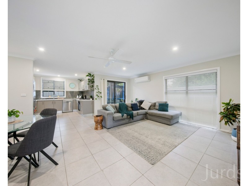 2/1 Elizabeth Street, Cessnock NSW 2325