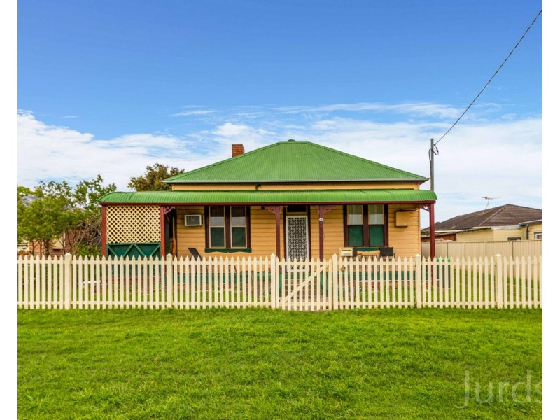 69 Love Street, Cessnock NSW 2325