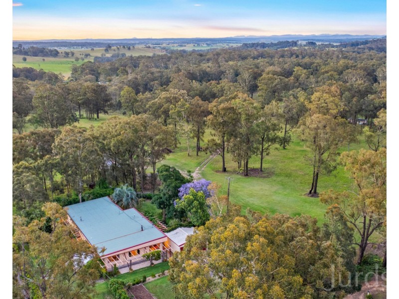 215 McMullins Road, Branxton NSW 2335