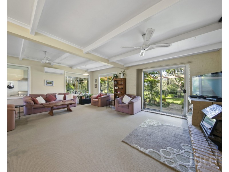 215 McMullins Road, Branxton NSW 2335