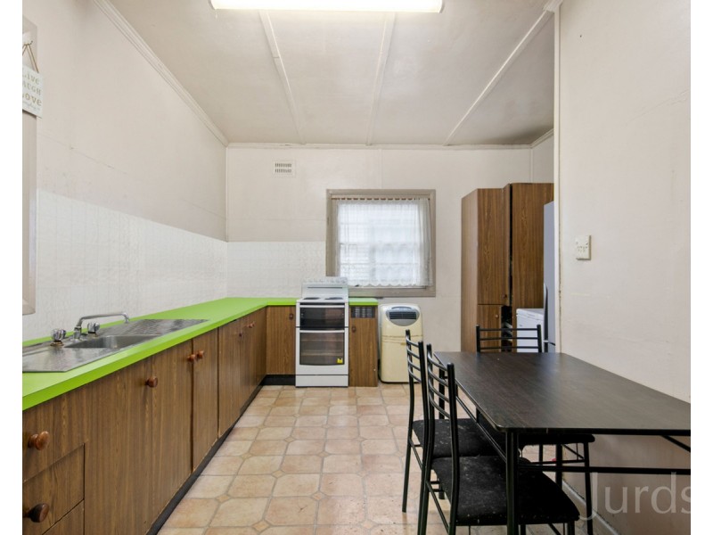 61 Mount View Road, Cessnock NSW 2325