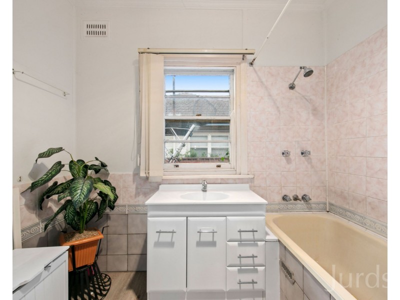 61 Mount View Road, Cessnock NSW 2325