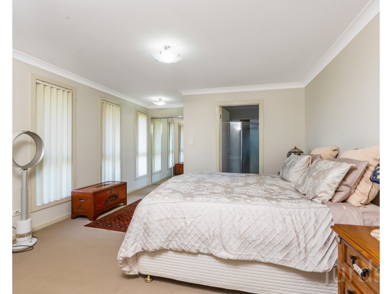 24 Chablis Drive, Cessnock NSW 2325