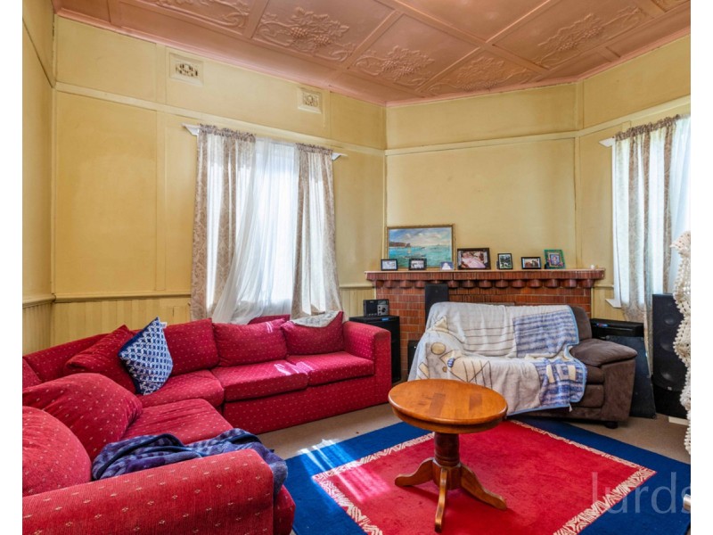 16 Lightfoot Street, Cessnock NSW 2325