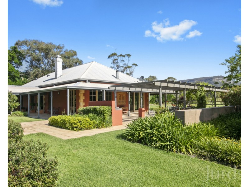 465 Sandy Creek Road, Mount Vincent NSW 2323
