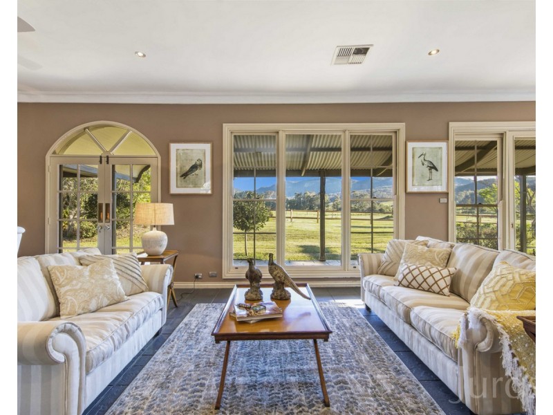 465 Sandy Creek Road, Mount Vincent NSW 2323