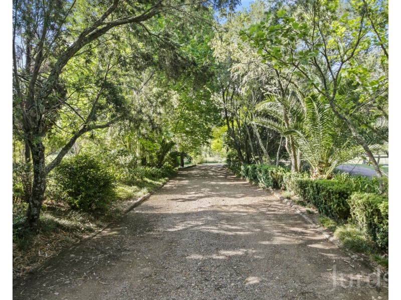 465 Sandy Creek Road, Mount Vincent NSW 2323