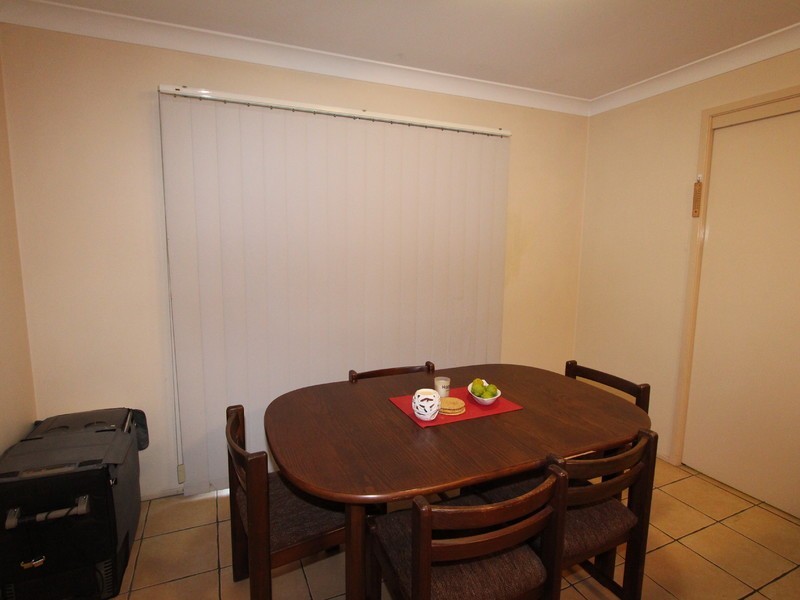 2/5 Ferguson St, Cessnock NSW 2325