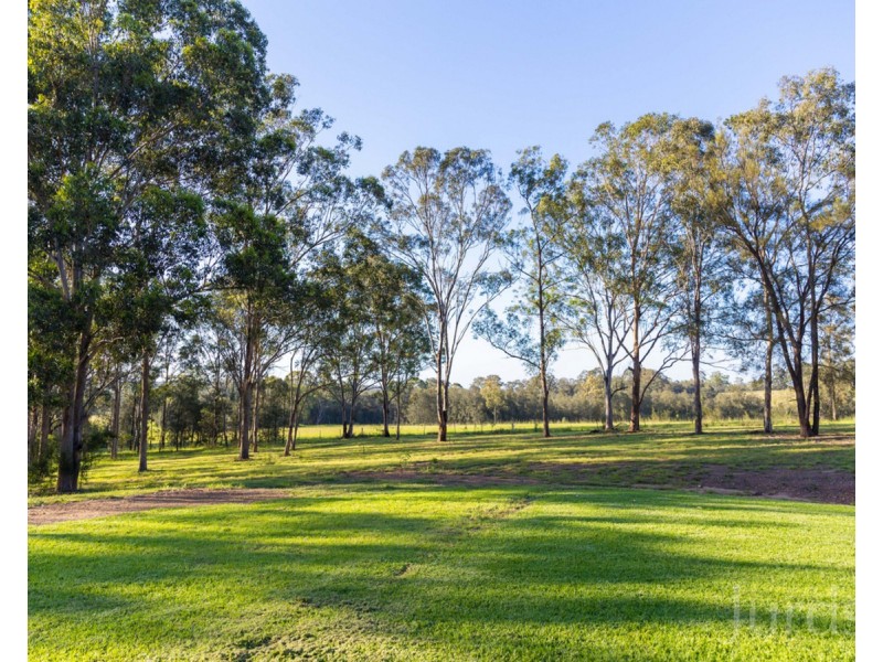 28B The Ballabourneen, Lovedale NSW 2325