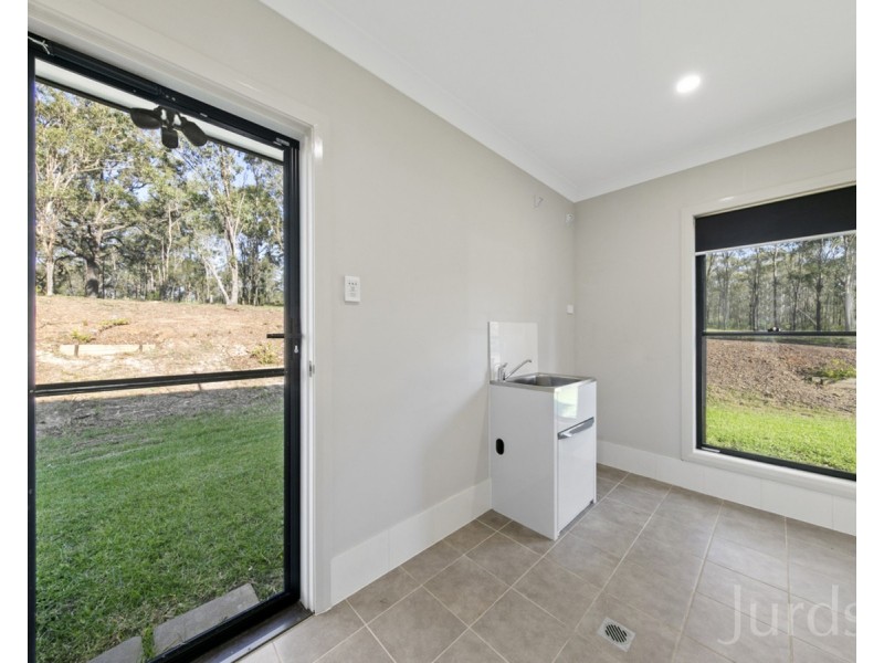 28B The Ballabourneen, Lovedale NSW 2325