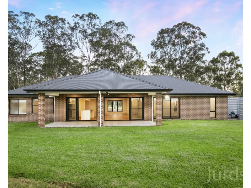 28B The Ballabourneen, Lovedale NSW 2325