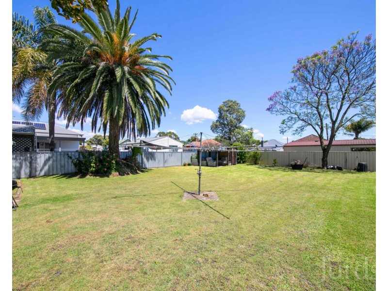16 Catherine Street, Cessnock NSW 2325