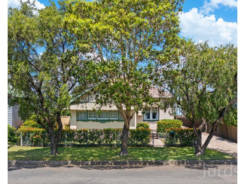 19 Condon Avenue, Cessnock NSW 2325