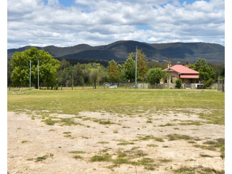 27 South Street, Ellalong NSW 2325