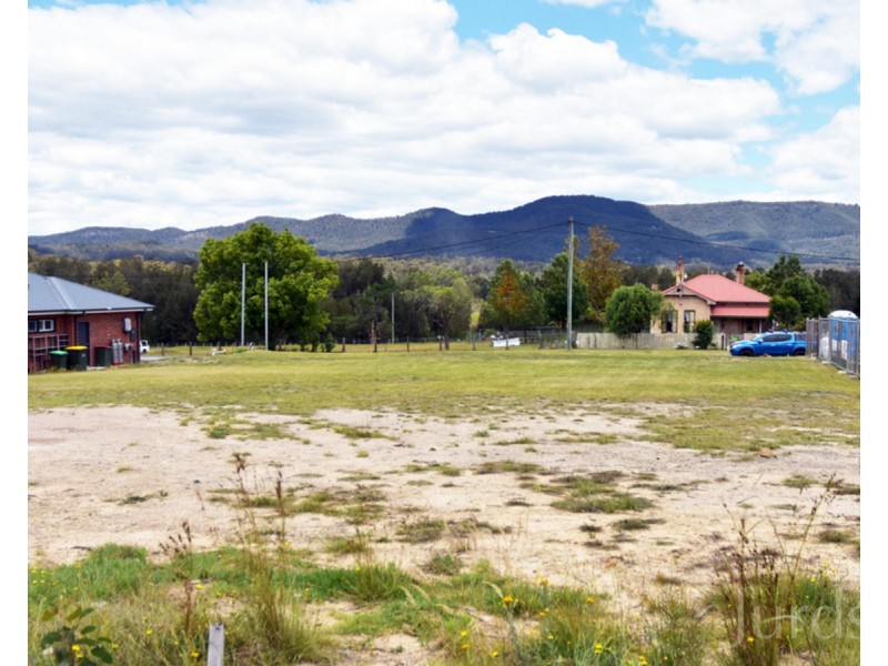 27 South Street, Ellalong NSW 2325