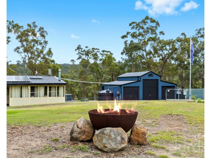 708 Lake Road, Elrington NSW 2325