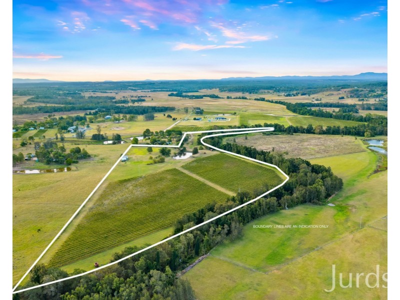 379 Wilderness Road, Lovedale NSW 2325