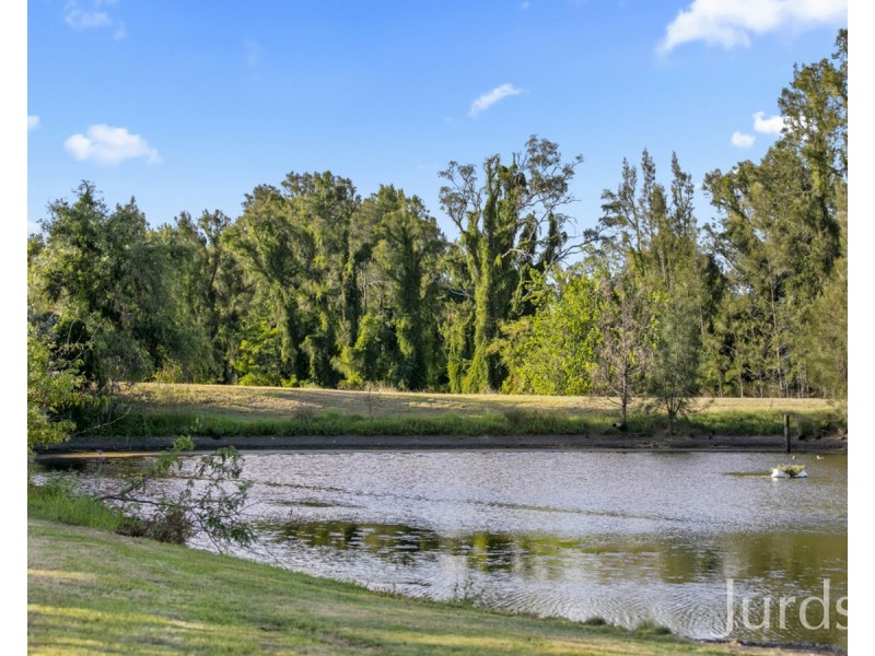 379 Wilderness Road, Lovedale NSW 2325