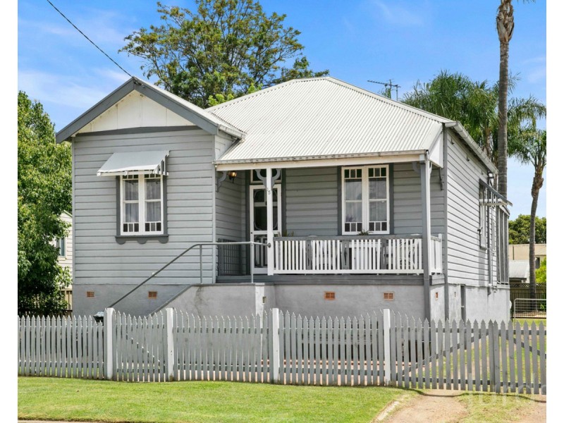 15 Davidson Street, Cessnock NSW 2325