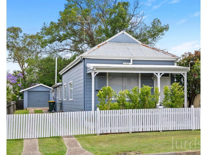 25 Cooper Street, Cessnock NSW 2325