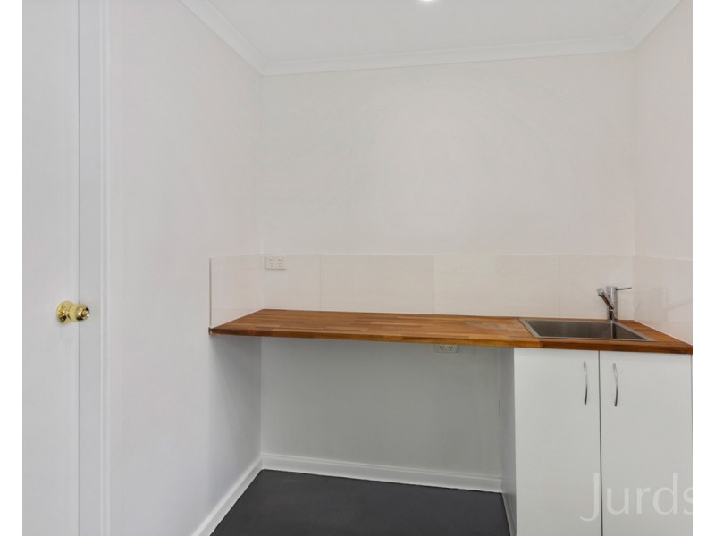 25 Cooper Street, Cessnock NSW 2325