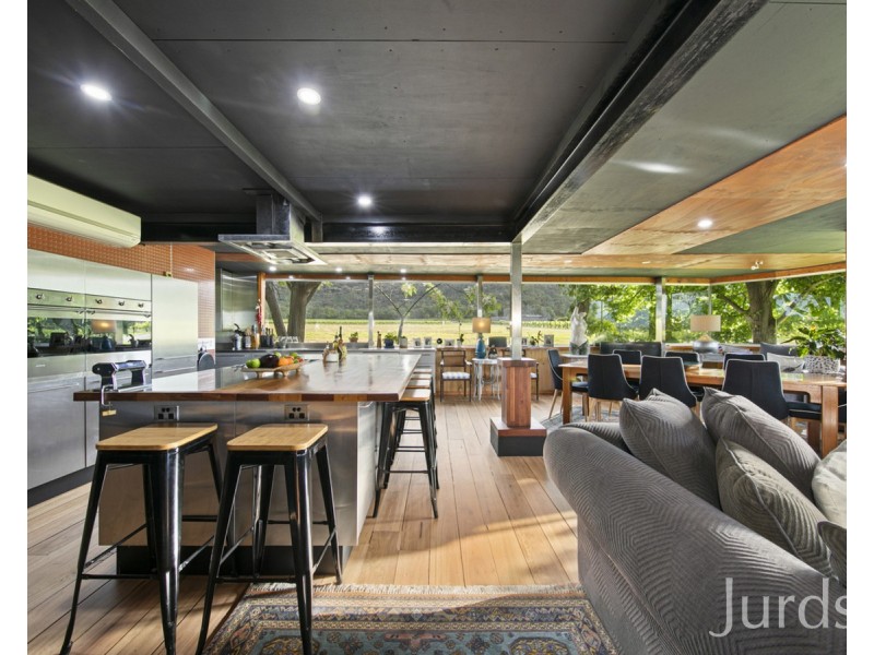 390 Milbrodale Road, Fordwich NSW 2330