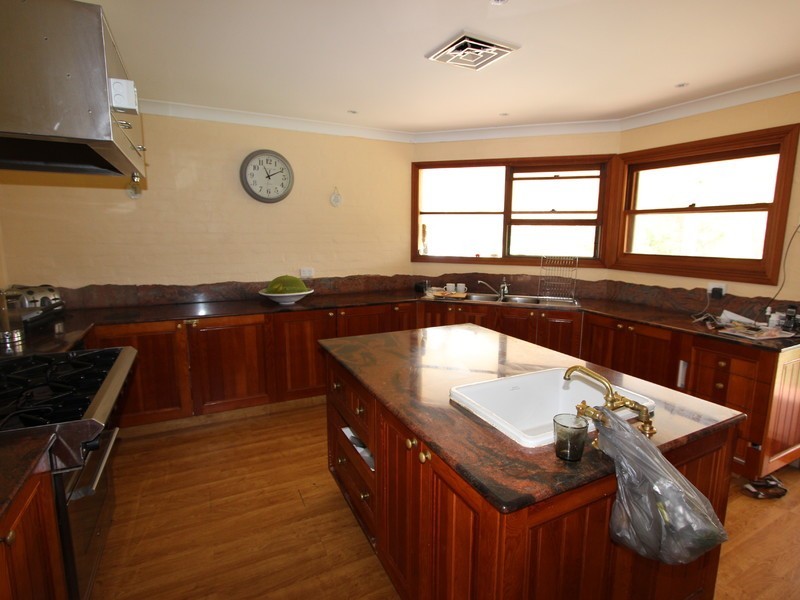 738 Wollombi Road, Broke NSW 2330