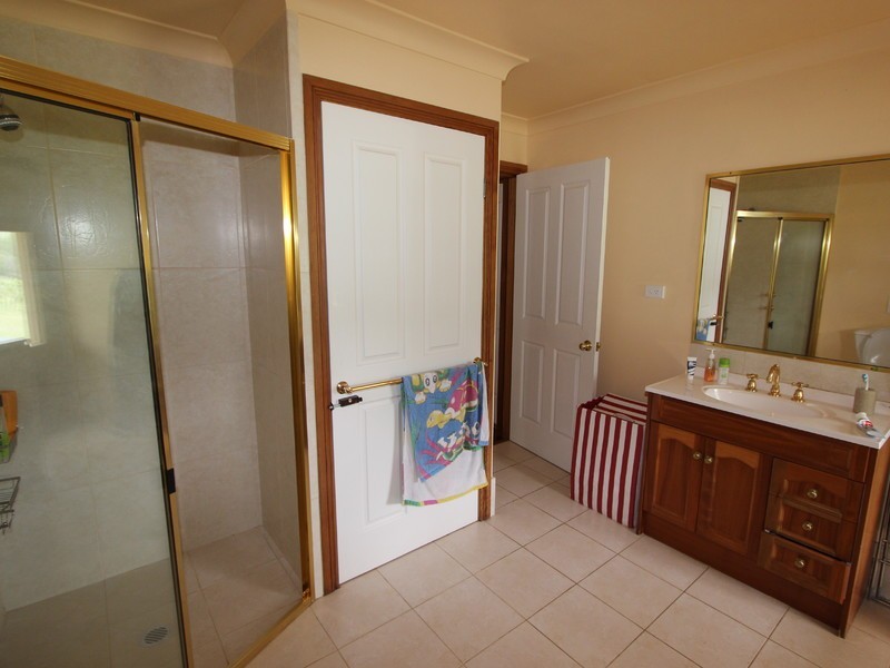 738 Wollombi Road, Broke NSW 2330