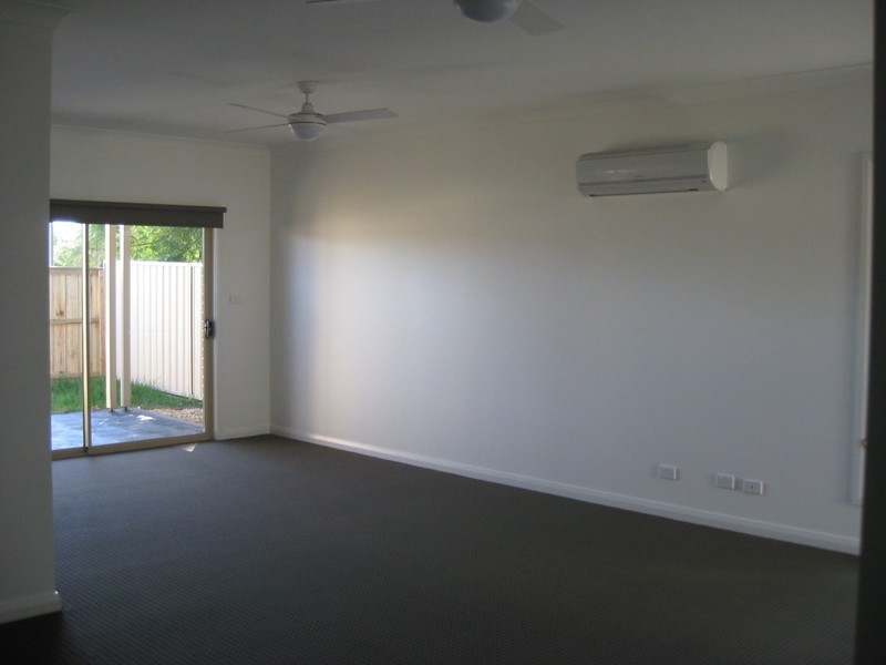 1/18 Dowlan Lane, Cessnock NSW 2325