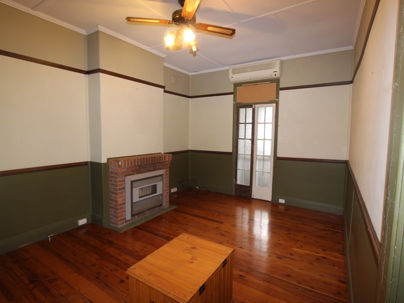 67 Desmond Street, Cessnock NSW 2325