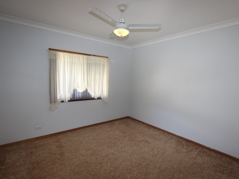 8 Hallam Street, Cessnock NSW 2325
