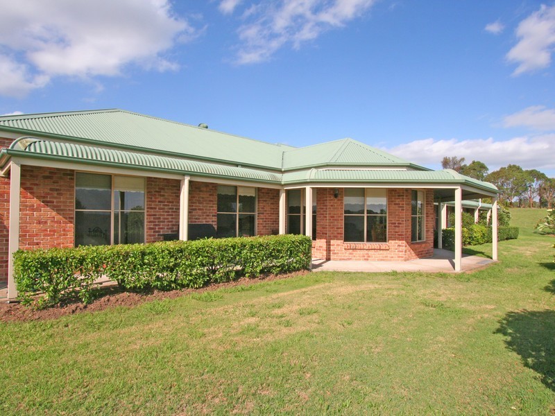 642 Wollombi Road, Bishops Bridge NSW 2326