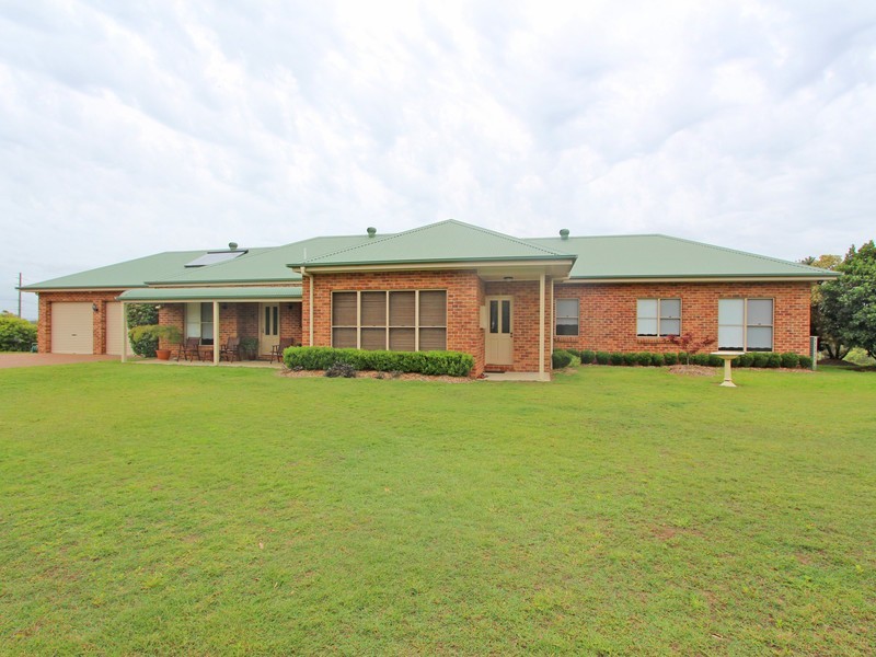642 Wollombi Road, Bishops Bridge NSW 2326