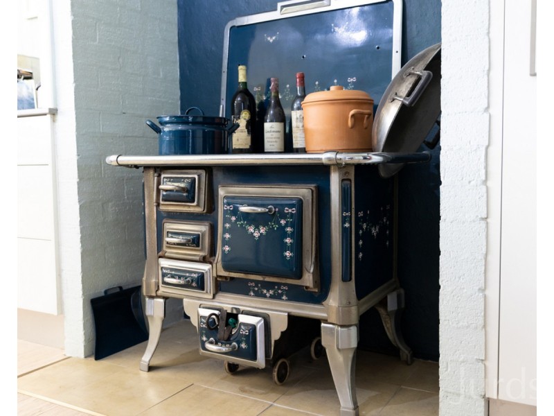 27 Richardson Road, Lovedale NSW 2325