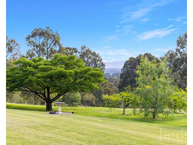 27 Richardson Road, Lovedale NSW 2325