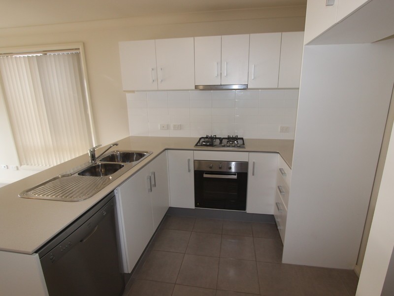 2/1 George Street, Cessnock NSW 2325
