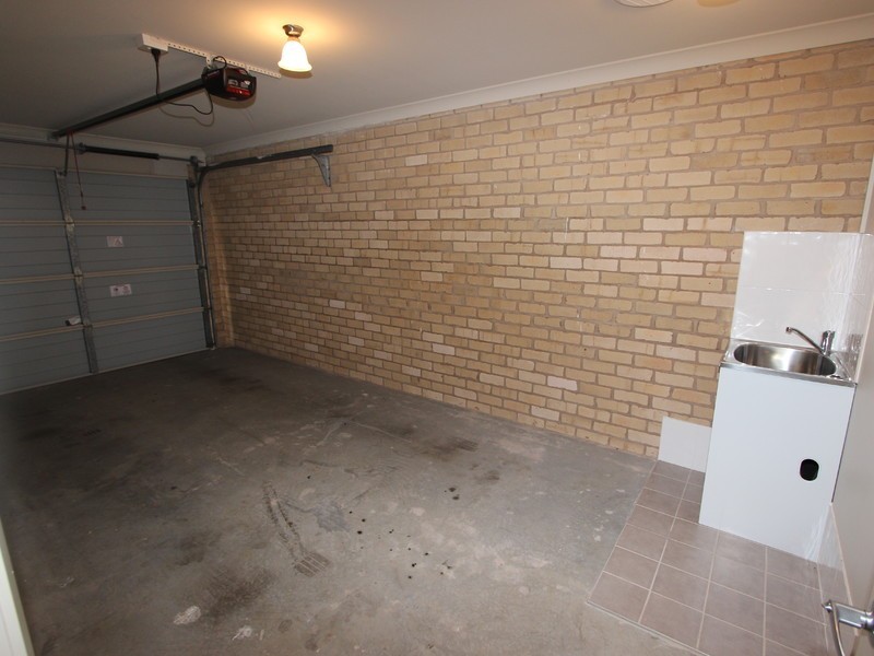 2/1 George Street, Cessnock NSW 2325