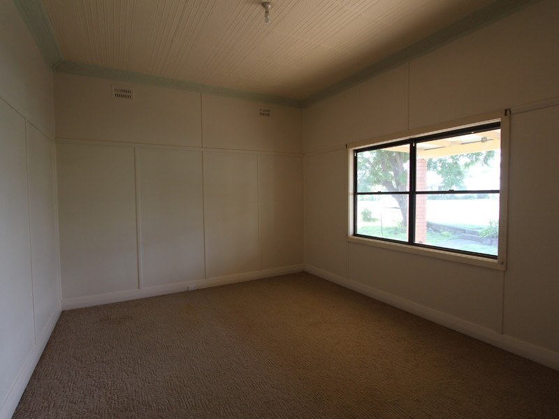 288 Maitland Road, Cessnock NSW 2325