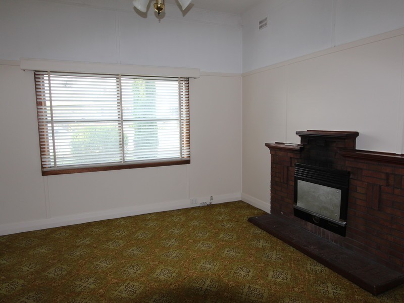 288 Maitland Road, Cessnock NSW 2325