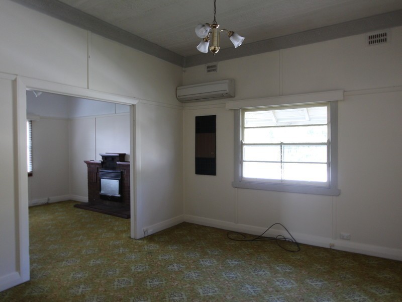 288 Maitland Road, Cessnock NSW 2325