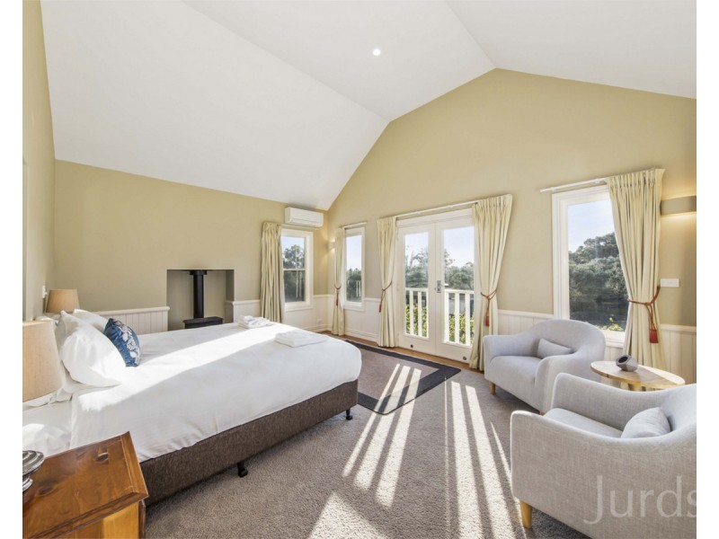 77 Wilderness Road, Lovedale NSW 2325