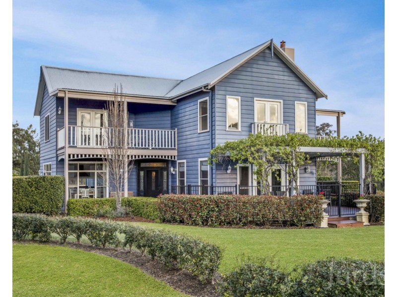 77 Wilderness Road, Lovedale NSW 2325