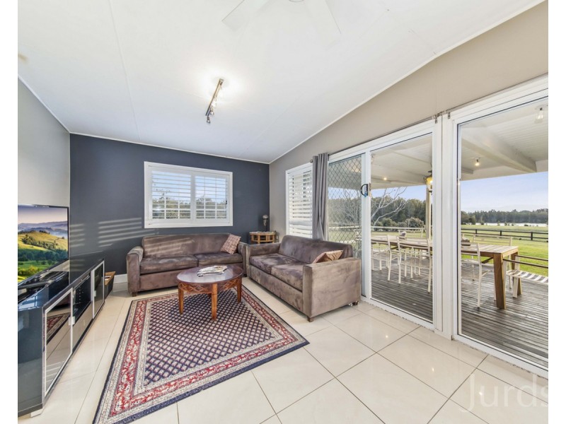 77 Wilderness Road, Lovedale NSW 2325