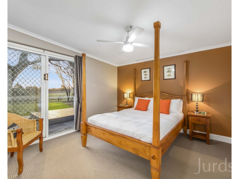 77 Wilderness Road, Lovedale NSW 2325