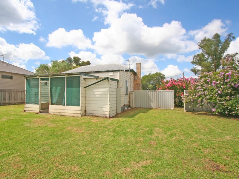 48 Gordon Avenue, Cessnock NSW 2325