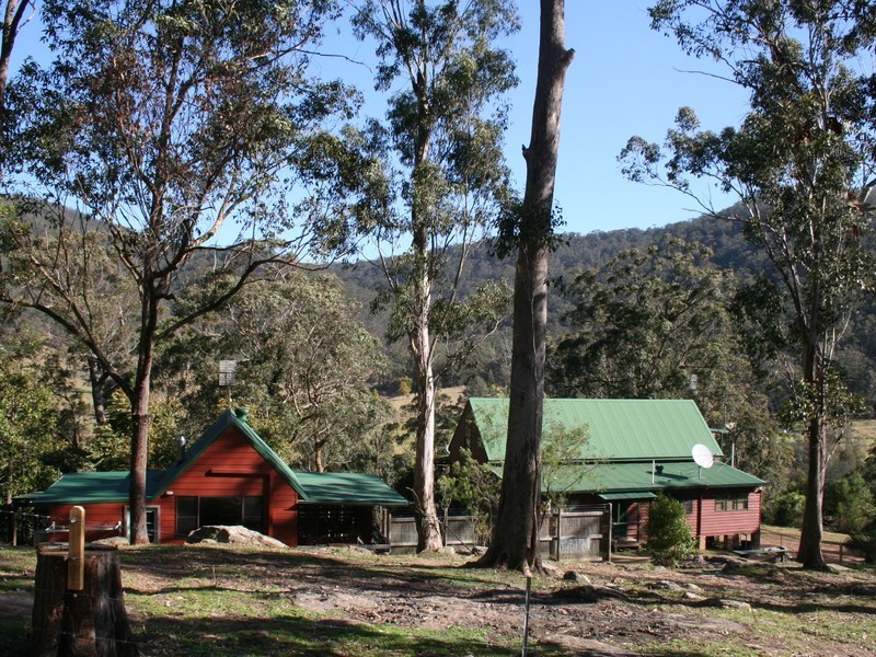 1652 Wollombi Road, Millfield NSW 2325