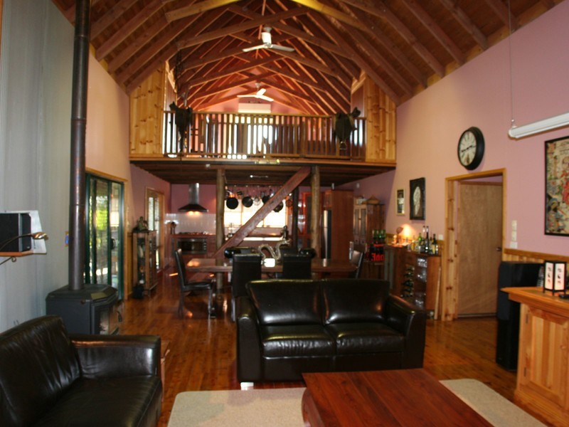 1652 Wollombi Road, Millfield NSW 2325