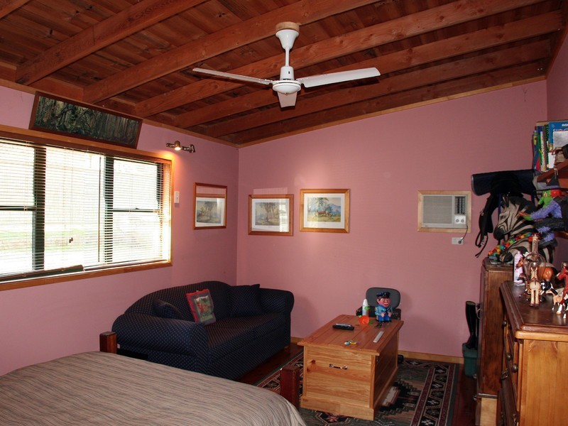 1652 Wollombi Road, Millfield NSW 2325